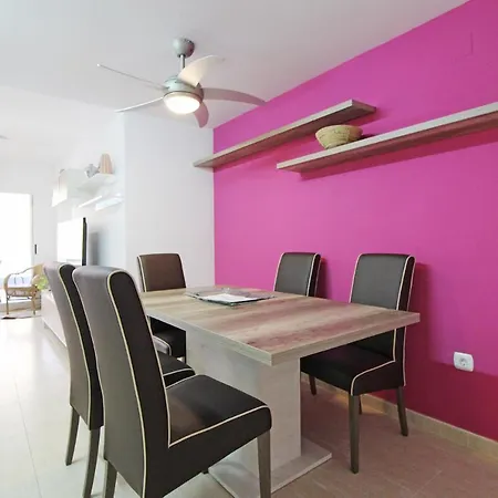 Global Properties, En La Playa De * Canet d'En Berenguer
